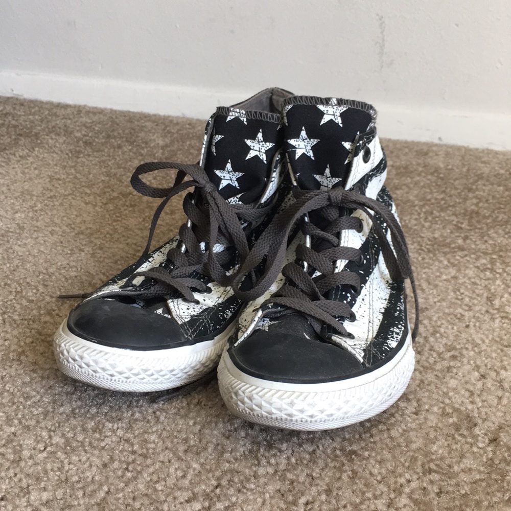Black and White Converse All Star